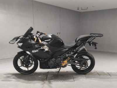 Kawasaki Ninja 400 2021