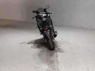 Yamaha YZF-R25 2023
