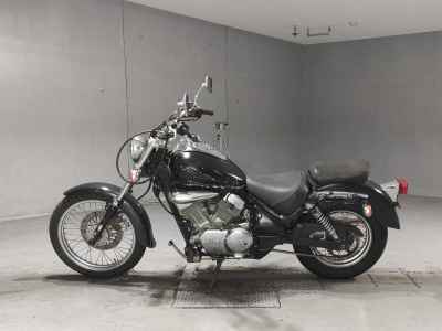 Suzuki Intruder 250LC