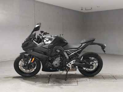 Suzuki GSX-8R 2024