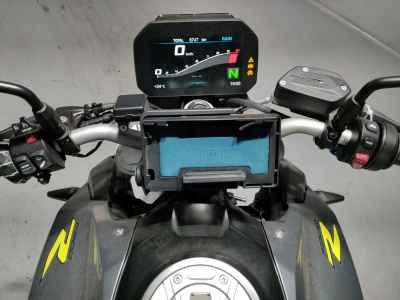 BMW F900R 2022
