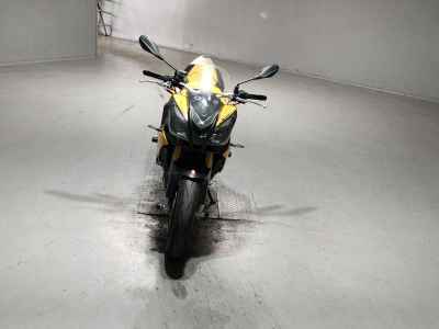 Aprilia Tuono V4 Factory 2013