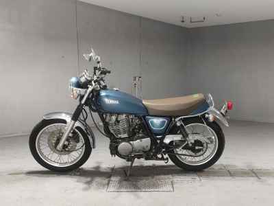 Yamaha SR400 2020