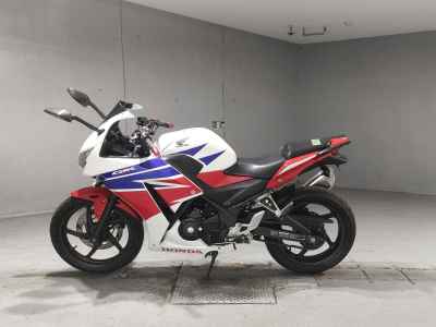 Honda CBR250R 2015