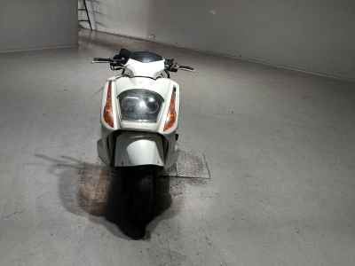 Suzuki Gemma 250