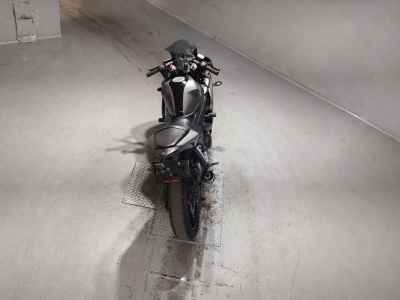 Yamaha YZF-R25 2016