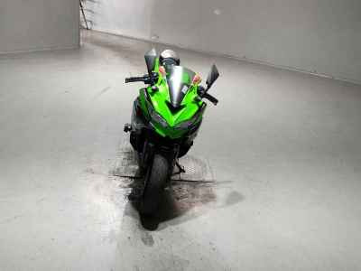 Kawasaki Ninja ZX-25R 2021