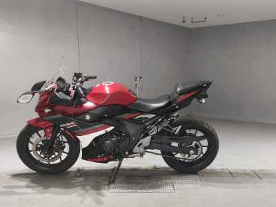 Suzuki GSX250R