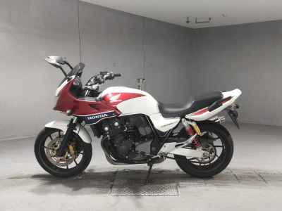 Honda CB400 Super Boldor 2014