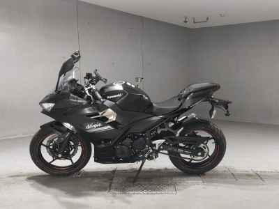 Kawasaki Ninja 250 2021