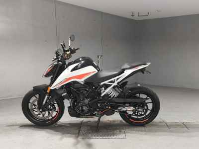 KTM 390 Duke 2022