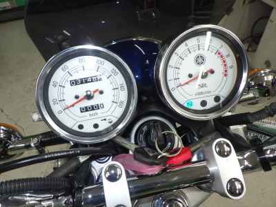 Yamaha SR400 2021