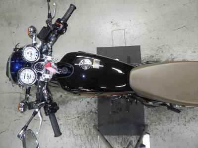 Yamaha SR400 2021