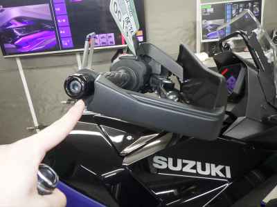 Suzuki V-Strom 800 DE 2024