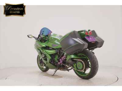 Kawasaki Ninja H2 SX 2018
