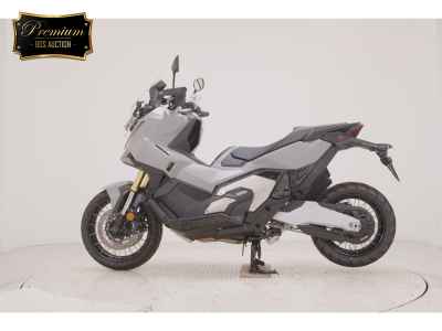 Honda X-Adv 750 2025