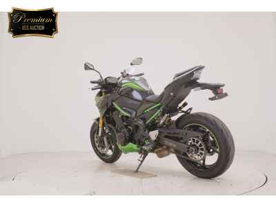 Kawasaki Z900 SE 2022