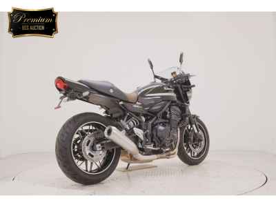 Kawasaki Z900RS Cafe 2021