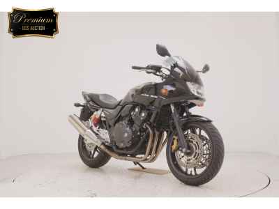 Honda CB400 Super Boldor 2017