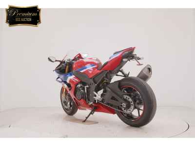 Honda CBR1000RR SP 2024