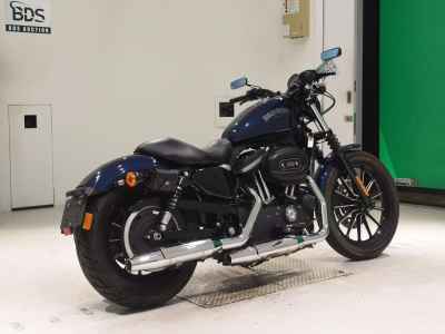 Harley-Davidson Sportster Iron XL883N 2012