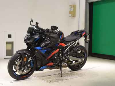 BMW M1000R 2025