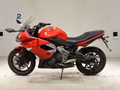 Kawasaki Ninja 400R 2012