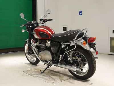 Triumph Bonneville T120 2024