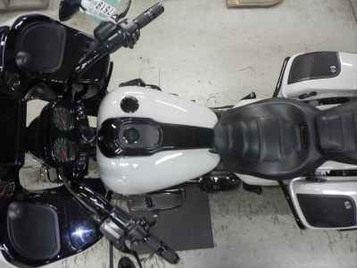Harley-Davidson Road Glide FLTRXSE1923 CVO 2020