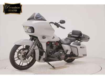 Harley-Davidson Road Glide FLTRXSE1923 CVO 2020