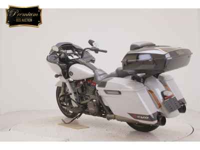 Harley-Davidson Road Glide FLTRXSE1923 CVO 2020