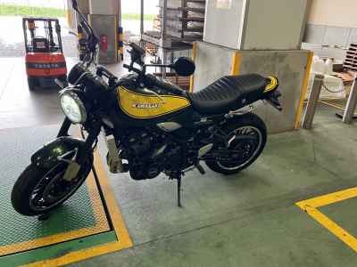 Kawasaki Z900RS 2023