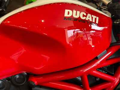 Ducati Monster 1200S 2015