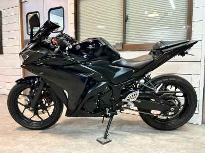 Yamaha YZF-R25 2018