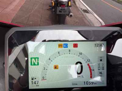 Honda CBR650R E-Clutch 2024