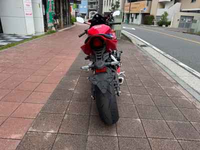 Honda CBR650R E-Clutch 2024