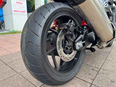 Honda CB1300 Super Boldor 2024