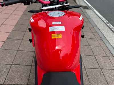 Ducati Streetfighter V4S 2023