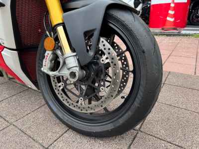 Ducati Streetfighter V4S 2023
