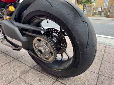 Ducati Streetfighter V4S 2023