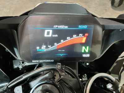 BMW M1000RR 2025