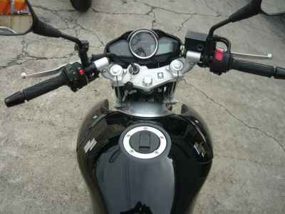Suzuki GSR250