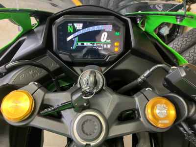 Kawasaki Ninja ZX-4RR KRT ED 2025
