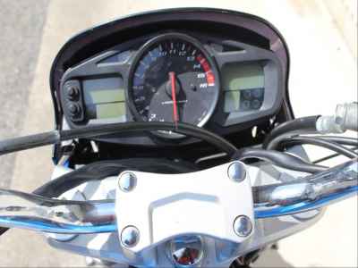 Suzuki GSR400 2009