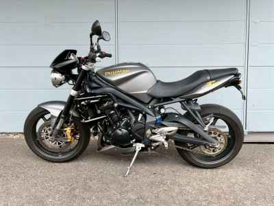 Triumph Street Triple R 2010