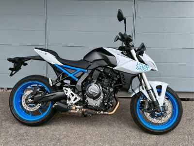 Suzuki GSX-8S 2023