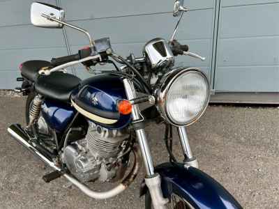 Suzuki ST250E