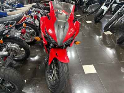 Honda CBR400R 2016