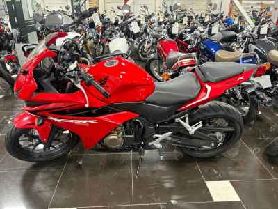 Honda CBR400R 2016