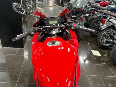 Honda CBR400R 2016